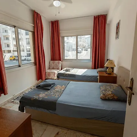 Girne Coastal Baby Apartment Agia Varvara